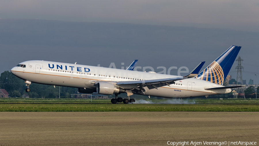 United Airlines Boeing 767-322(ER) (N648UA) | Photo 281816
