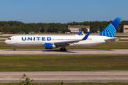 United Airlines Boeing 767-322(ER) (N648UA) at  Houston - George Bush Intercontinental, United States
