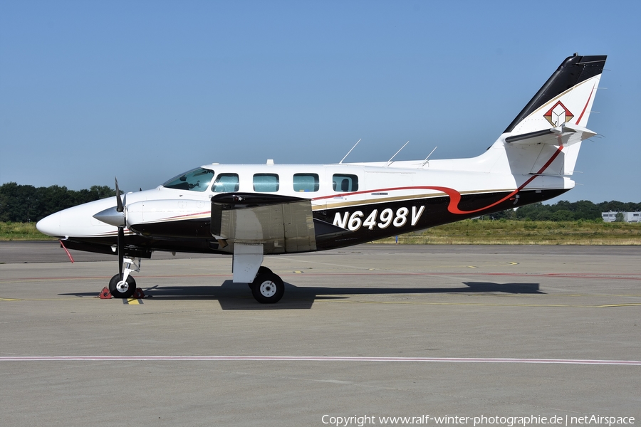 (Private) Cessna T303 Crusader (N6498V) | Photo 432384