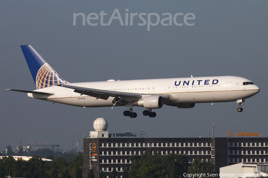 United Airlines Boeing 767-322(ER) (N649UA) | Photo 168986
