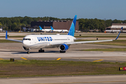 United Airlines Boeing 767-322(ER) (N649UA) at  Houston - George Bush Intercontinental, United States
