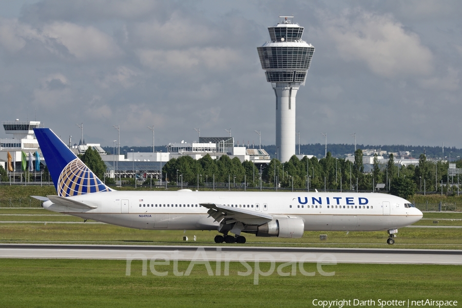 United Airlines Boeing 767-322(ER) (N649UA) | Photo 229936