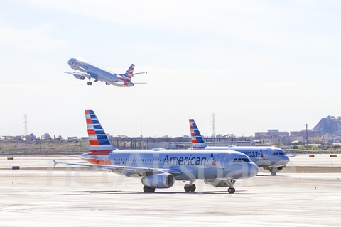 American Airlines Airbus A320-232 (N651AW) at  Phoenix - Sky Harbor, United States