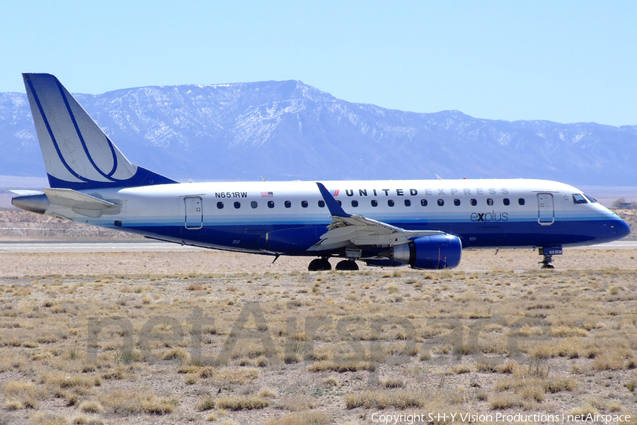 United Express (Shuttle America) Embraer ERJ-170SE (ERJ-170-100SE) (N651RW) | Photo 5878