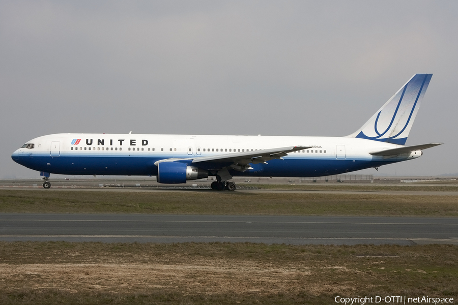 United Airlines Boeing 767-322(ER) (N651UA) | Photo 403968