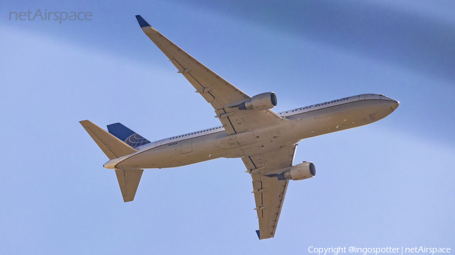 United Airlines Boeing 767-322(ER) (N651UA) | Photo 393983