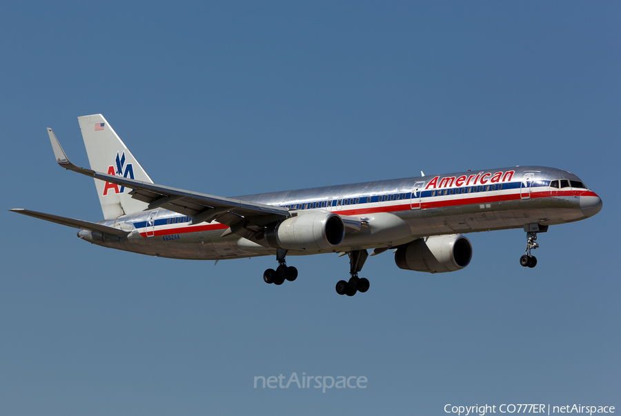 American Airlines Boeing 757-223 (N652AA) | Photo 14071