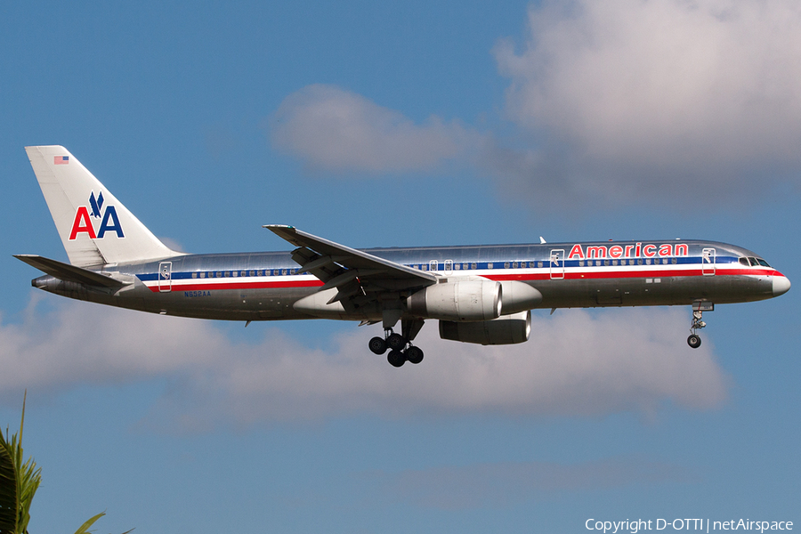 American Airlines Boeing 757-223 (N652AA) | Photo 230351