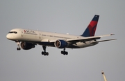 Delta Air Lines Boeing 757-232 (N652DL) at  Ft. Lauderdale - International, United States