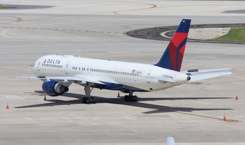 Delta Air Lines Boeing 757-232 (N652DL) at  Tampa - International, United States