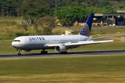 United Airlines Boeing 767-322(ER) (N652UA) at  Sao Paulo - Guarulhos - Andre Franco Montoro (Cumbica), Brazil