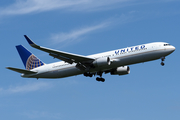 United Airlines Boeing 767-322(ER) (N652UA) at  London - Heathrow, United Kingdom