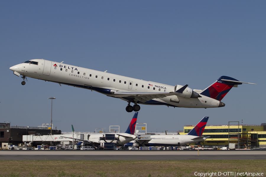 Delta Connection (Comair) Bombardier CRJ-701ER (N653CA) | Photo 387260