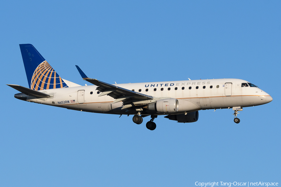 United Express (Republic Airlines) Embraer ERJ-170SE (ERJ-170-100SE) (N653RW) | Photo 524602