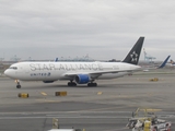 United Airlines Boeing 767-322(ER) (N653UA) at  Newark - Liberty International, United States
