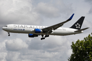 United Airlines Boeing 767-322(ER) (N653UA) at  London - Heathrow, United Kingdom