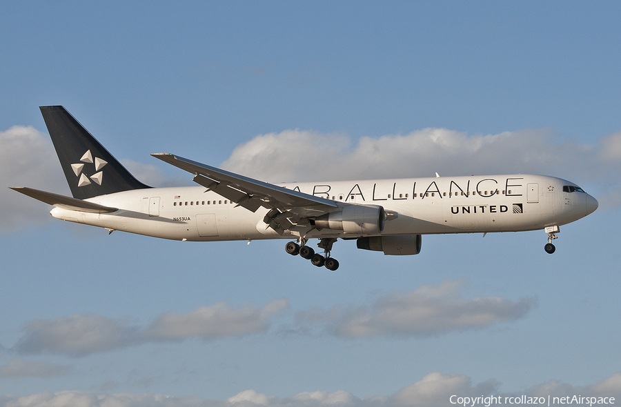 United Airlines Boeing 767-322(ER) (N653UA) | Photo 396782