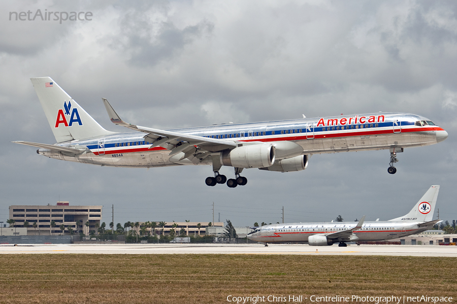 American Airlines Boeing 757-223 (N654A) | Photo 5394