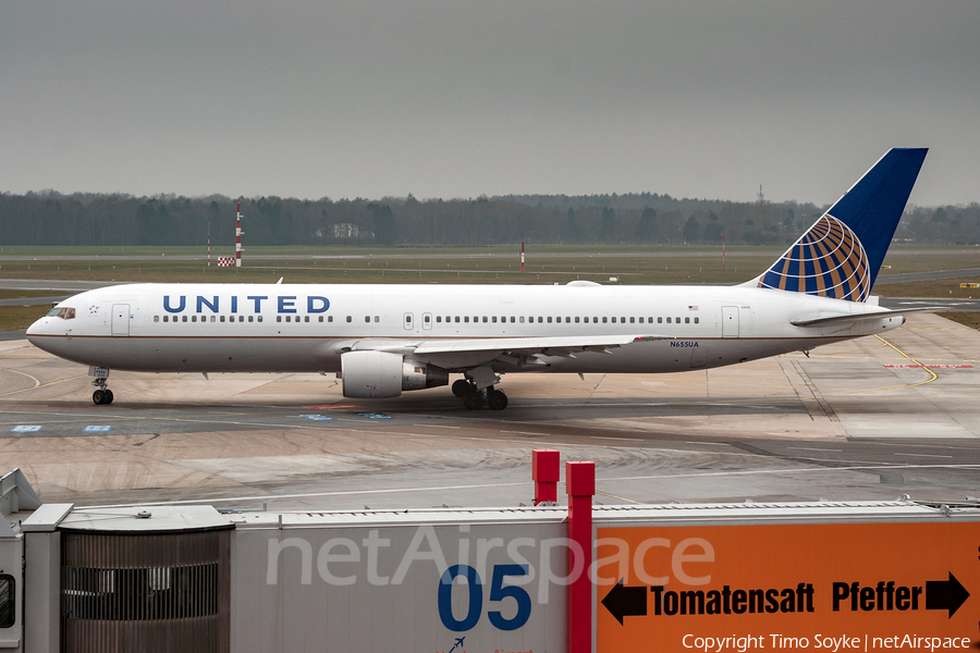 United Airlines Boeing 767-322(ER) (N655UA) | Photo 101741
