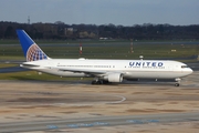 United Airlines Boeing 767-322(ER) (N655UA) at  Hamburg - Fuhlsbuettel (Helmut Schmidt), Germany