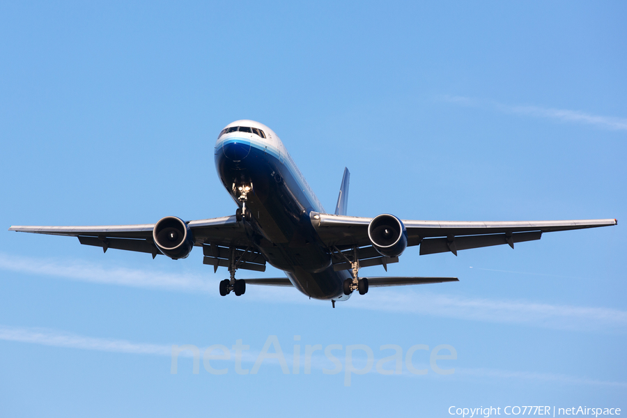 United Airlines Boeing 767-322(ER) (N655UA) | Photo 54464