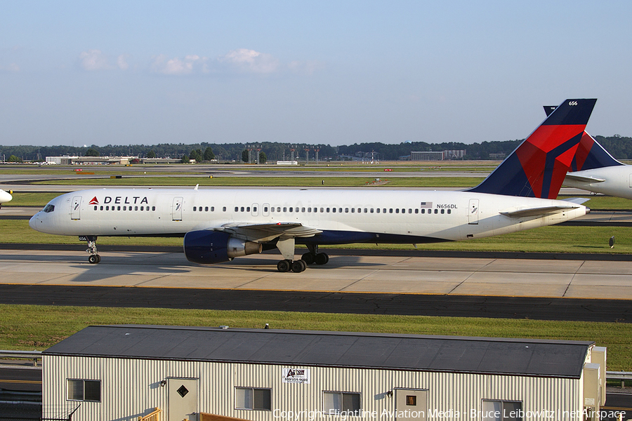 Delta Air Lines Boeing 757-232 (N656DL) | Photo 82737