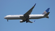 United Airlines Boeing 767-322(ER) (N656UA) at  Chicago - O'Hare International, United States