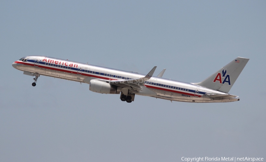 American Airlines Boeing 757-223 (N657AM) | Photo 617658