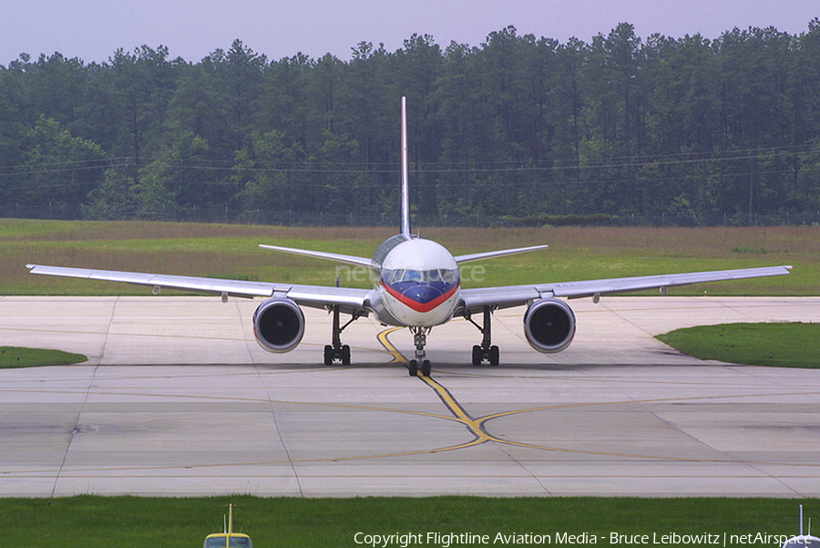 Delta Air Lines Boeing 757-232 (N657DL) | Photo 172105