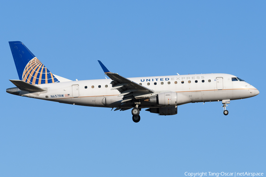 United Express (Republic Airlines) Embraer ERJ-170SE (ERJ-170-100SE) (N657RW) | Photo 524603