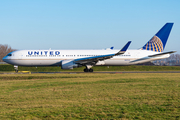 United Airlines Boeing 767-322(ER) (N657UA) at  Amsterdam - Schiphol, Netherlands