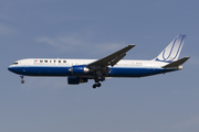 United Airlines Boeing 767-322(ER) (N657UA) at  London - Heathrow, United Kingdom