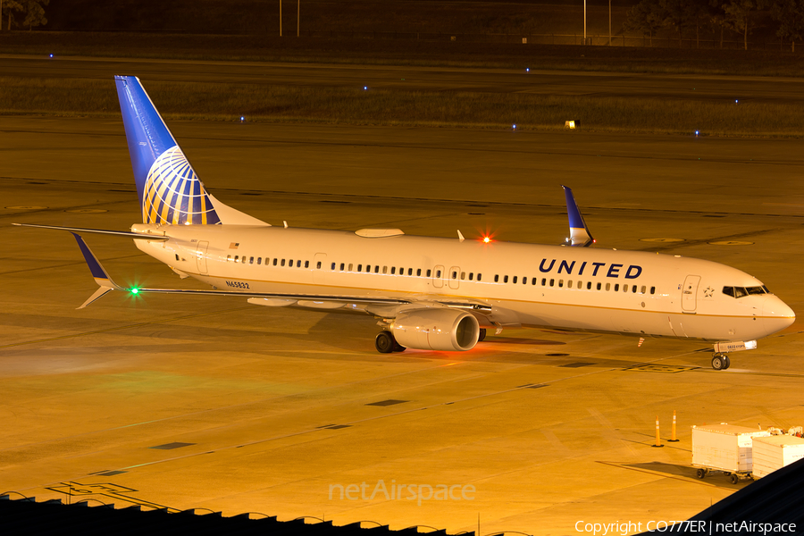 United Airlines Boeing 737-924(ER) (N65832) | Photo 154997
