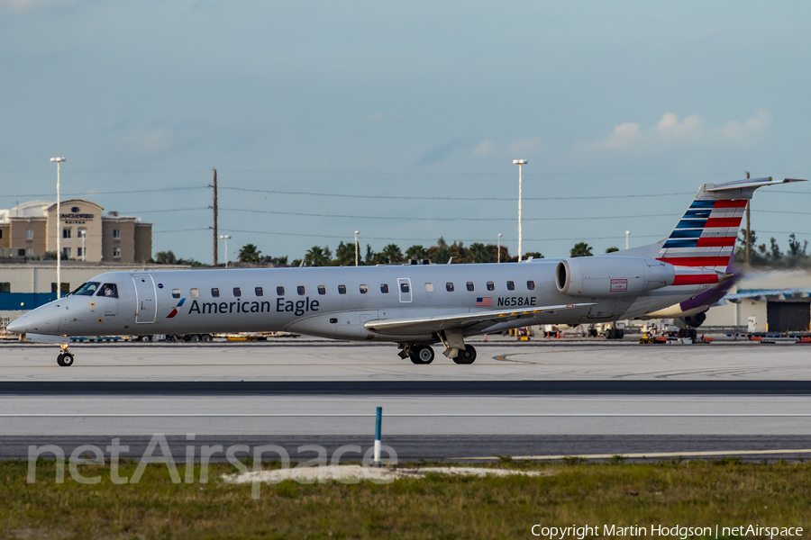 American Eagle Embraer ERJ-145LR (N658AE) | Photo 335125