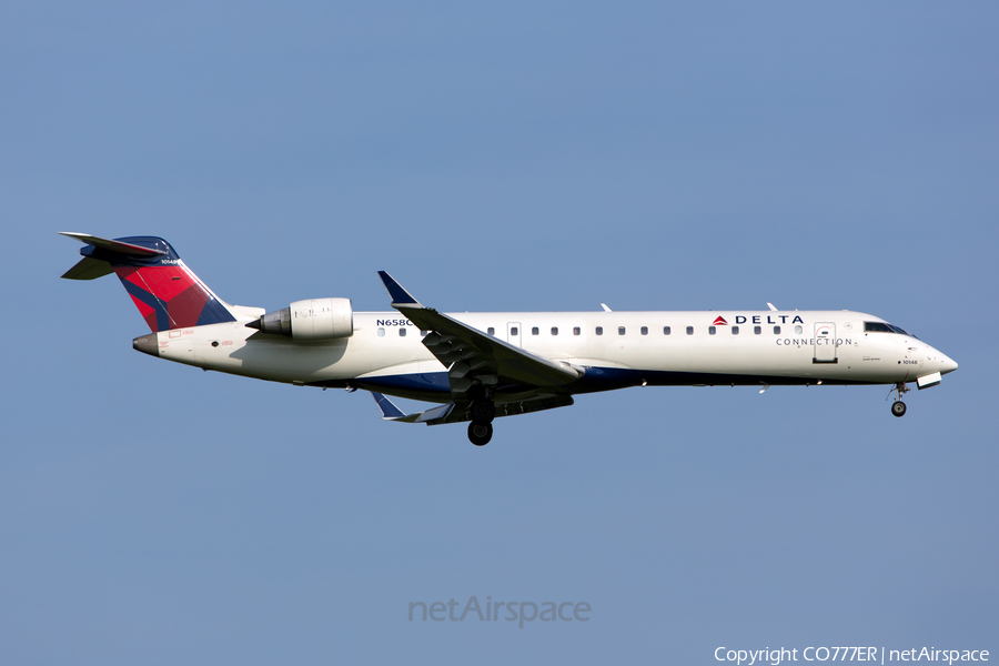 Delta Connection (Comair) Bombardier CRJ-701 (N658CA) | Photo 28207