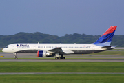 Delta Air Lines Boeing 757-232 (N659DL) at  Nashville - International, United States