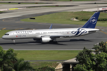 Delta Air Lines Boeing 757-232 (N659DL) at  San Juan - Luis Munoz Marin International, Puerto Rico