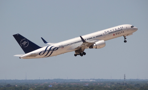 Delta Air Lines Boeing 757-232 (N659DL) at  Tampa - International, United States