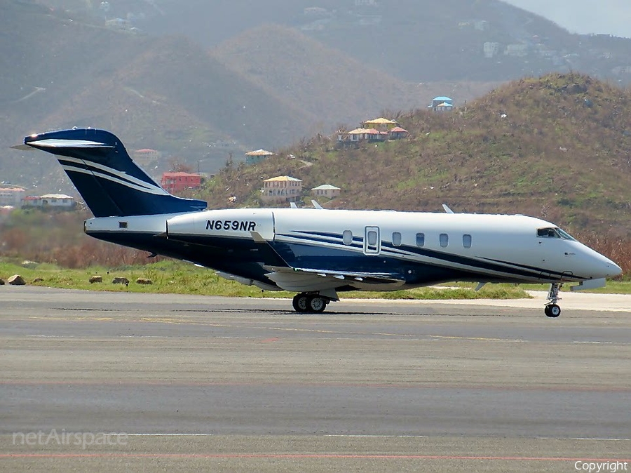 (Private) Bombardier BD-100-1A10 Challenger 350 (N659NR) | Photo 193319