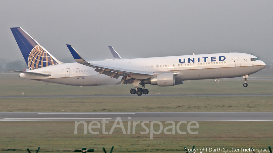United Airlines Boeing 767-322(ER) (N659UA) | Photo 356469