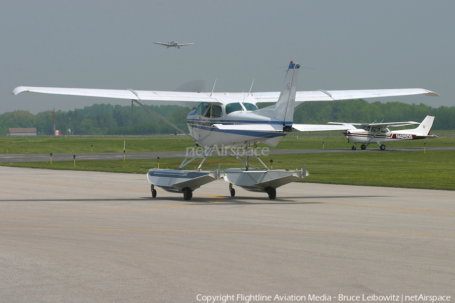 (Private) Cessna R172K Hawk XP (N66003) | Photo 160927
