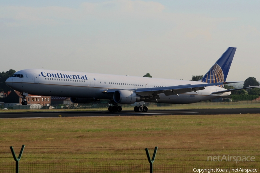 Continental Airlines Boeing 767-424(ER) (N66051) | Photo 553496