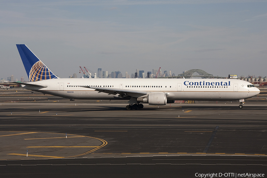 Continental Airlines Boeing 767-424(ER) (N66056) | Photo 344249