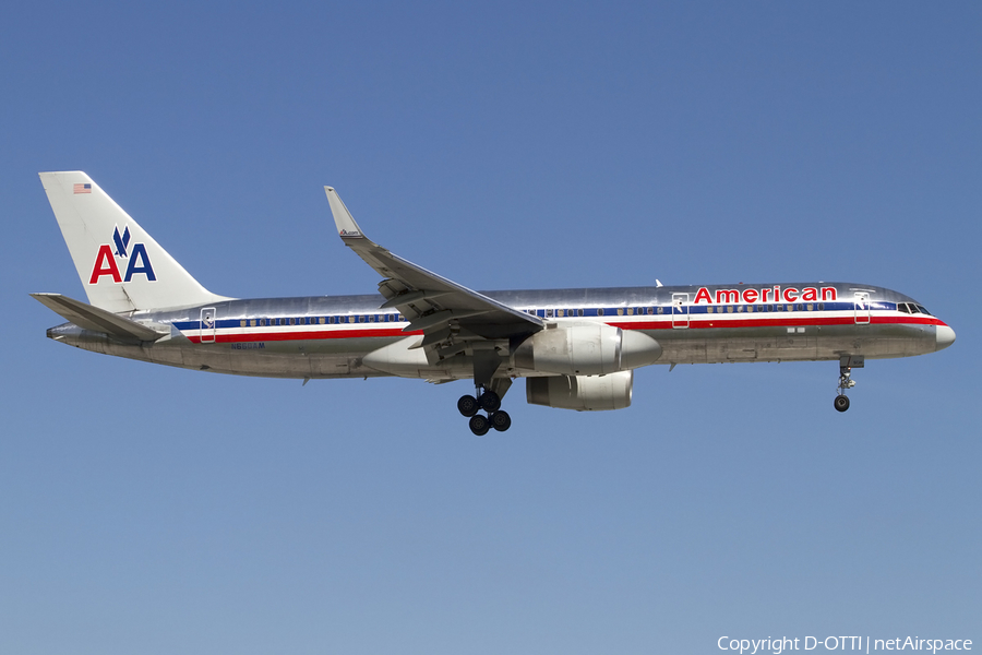 American Airlines Boeing 757-223 (N660AM) | Photo 430617