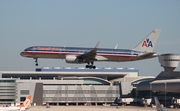American Airlines Boeing 757-223 (N660AM) at  Miami - International, United States