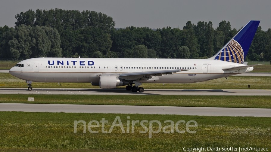 United Airlines Boeing 767-322(ER) (N660UA) | Photo 229937