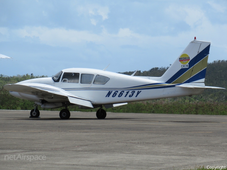(Private) Piper PA-23-250 Aztec D (N6613Y) | Photo 240856