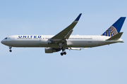 United Airlines Boeing 767-322(ER) (N661UA) at  London - Heathrow, United Kingdom