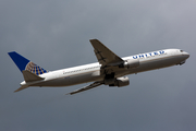 United Airlines Boeing 767-322(ER) (N661UA) at  London - Heathrow, United Kingdom