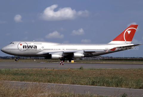 Northwest Airlines Boeing 747-451 (N661US) at  Amsterdam - Schiphol, Netherlands